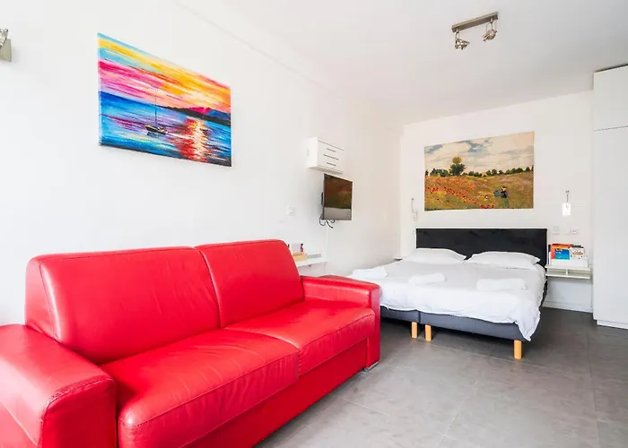 Louvre Innocent Apartman