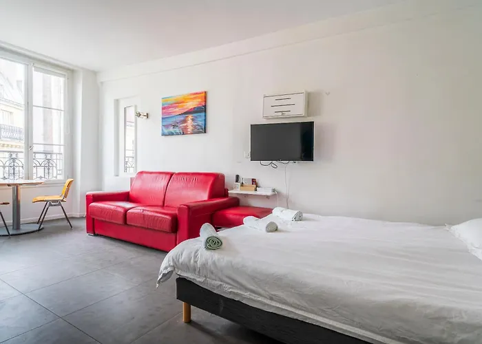 Apartman Louvre Innocent *